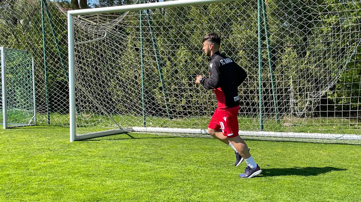 Cum vede Uhrin meciul cu CS Mioveni: „Pentru mine, orice partidă e decisivă. Poate fi ultima”