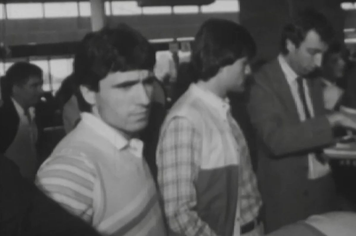 Imagini de arhivă antologice în primul episod din noua serie FIFA, dedicat lui Gică Hagi: „Regele”, Becali și Balint, la plimbare, după Revoluție