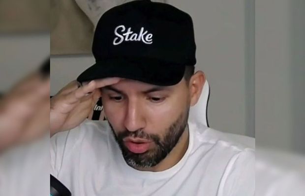 Aguero a primit un mesaj pe telefon în timp ce era într-un live: „Ce fac în situația asta? Nu știu ce trebuie să fac”