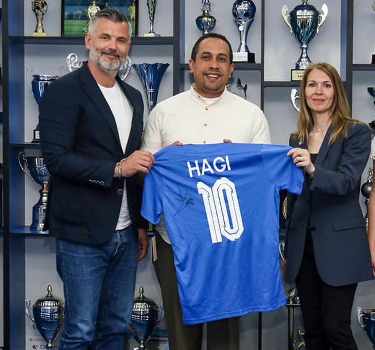 Cine e femeia misterioasă de la clubul lui Gică Hagi: „E briliantă! Face niște lucruri senzaționale, are o minte strălucită”