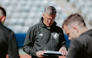 Ce vești pentru Dinamo! Doi dintre liderii lui U Cluj, în dubiu pentru meciul sâmbătă