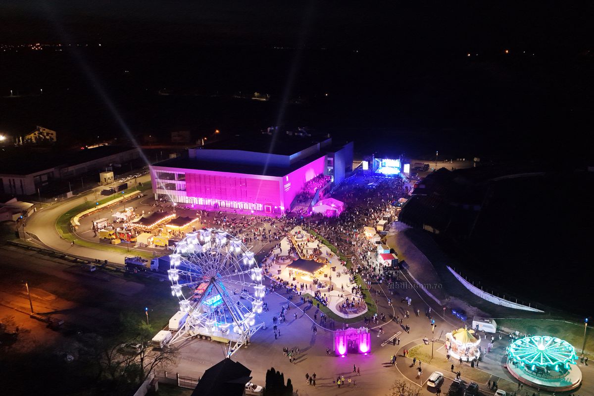 Imagini spectaculoase cu noua sală polivalentă din Turda