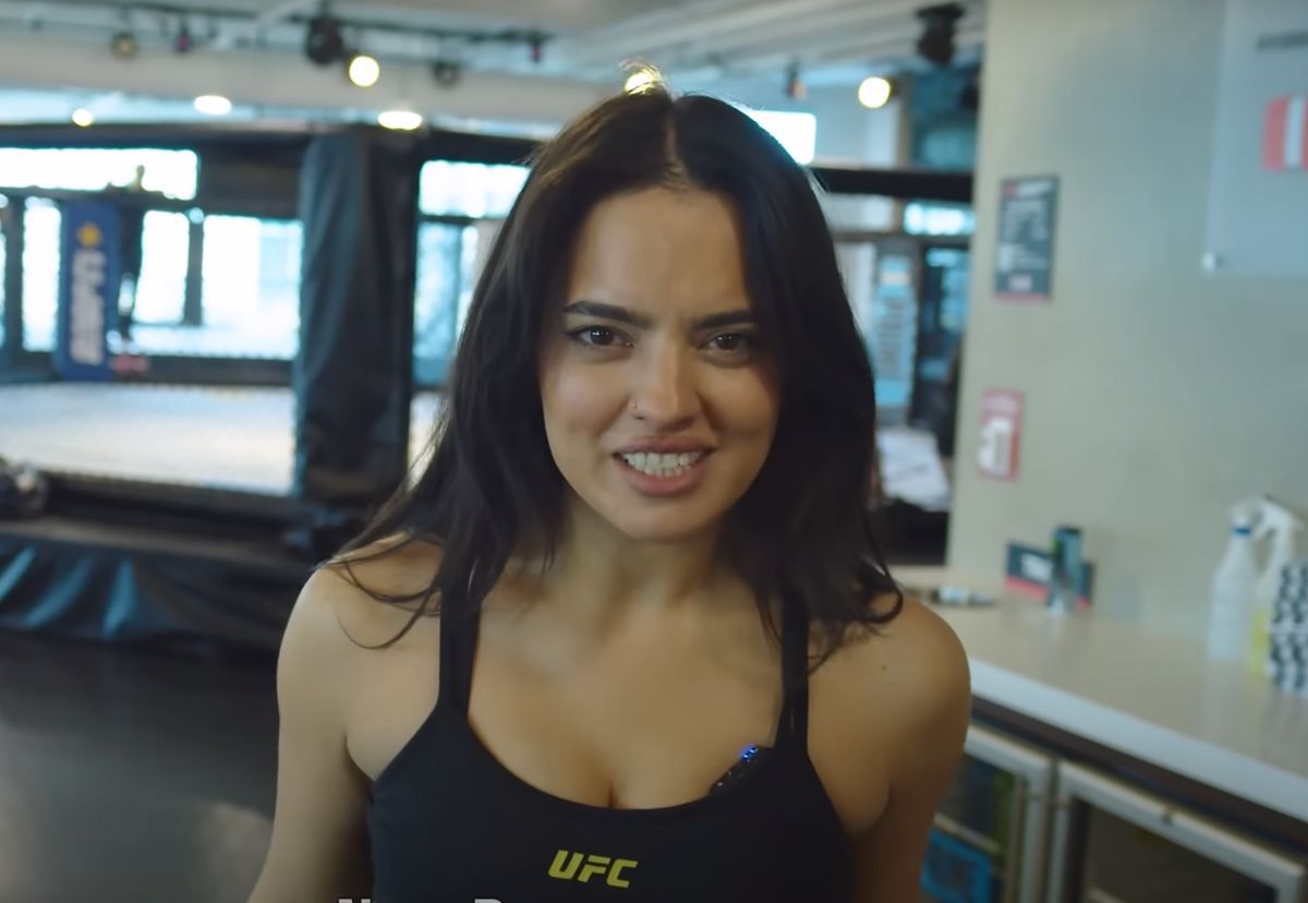 „Ce naiba faci aici?!” / „E marketing, șefu'” » Nina e motivul „exploziei” pe care UFC o are în mediul online