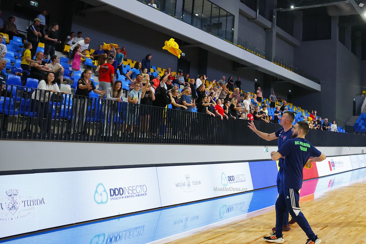 Imagini spectaculoase cu noua sală polivalentă din Turda