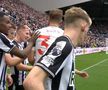 Micky van de Ven, pus în cap de două ori în prima repriză din Newcastle - Tottenham