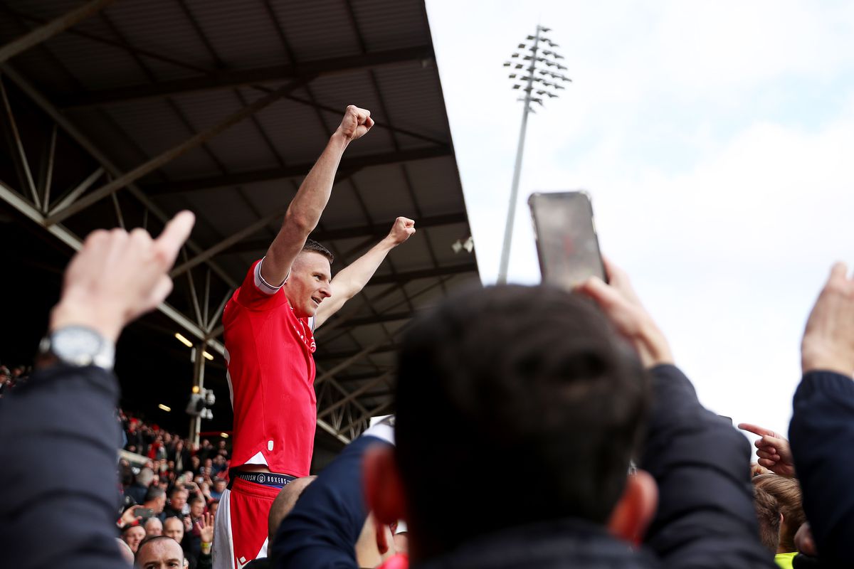 Wrexham a promovat în League One