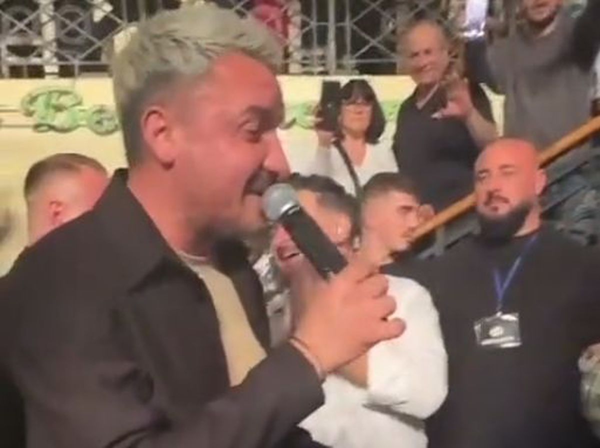 În ziua în care echipa lui juca în Superligă, decarul cânta manele cu Adi de la Vâlcea: „Te-am lansat, ai viitorul asigurat!”