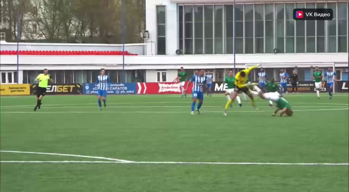 Cea mai brutală ciocnire între fotbaliști într-un meci FNL