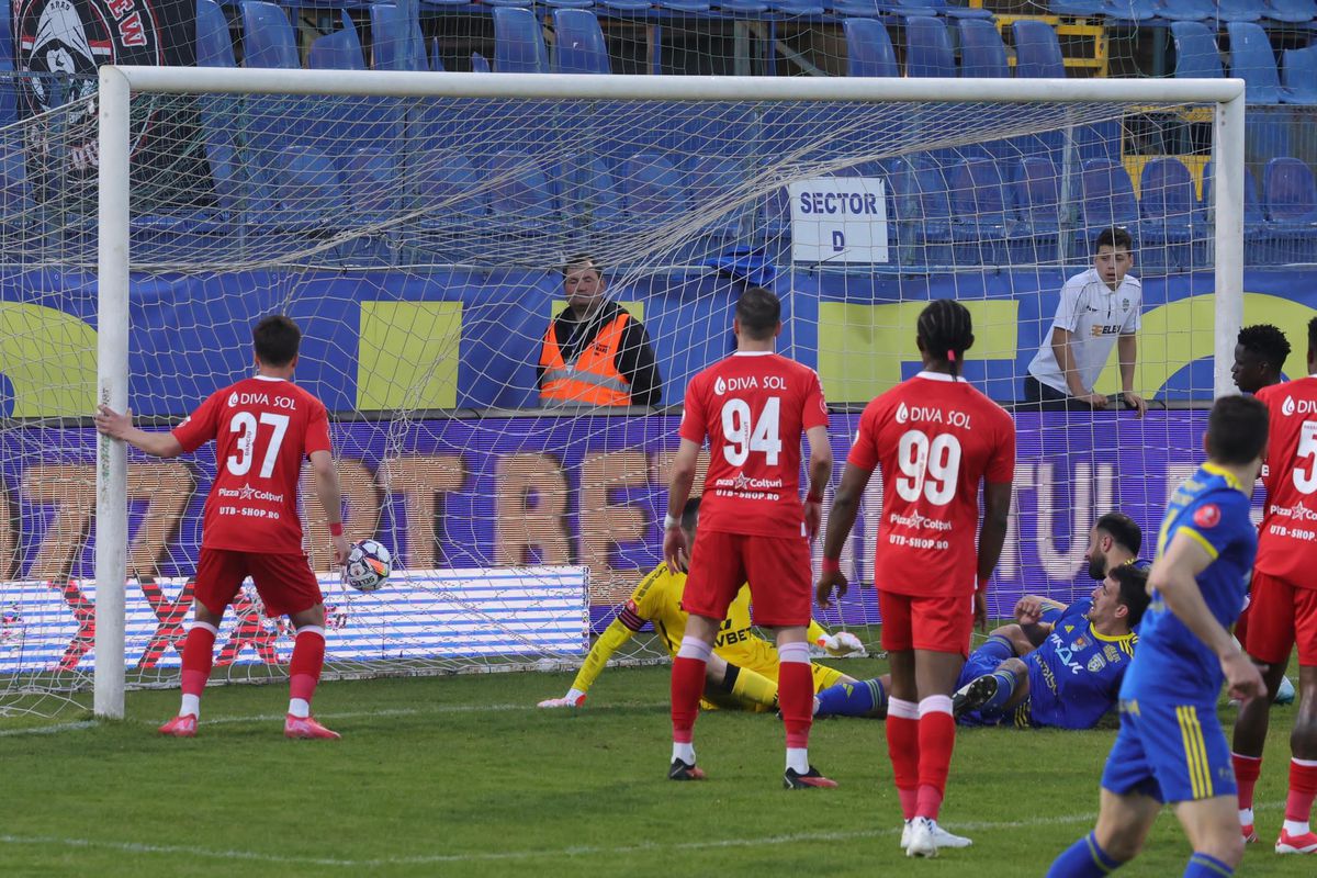 Unirea Slobozia - UTA Arad // FOTO: Ionuț Iordache (GSP)