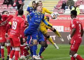 Unirea Slobozia - UTA » Adi Mihalcea vs. Mircea Rednic, duel încins în play-out. Echipele de start + Cote