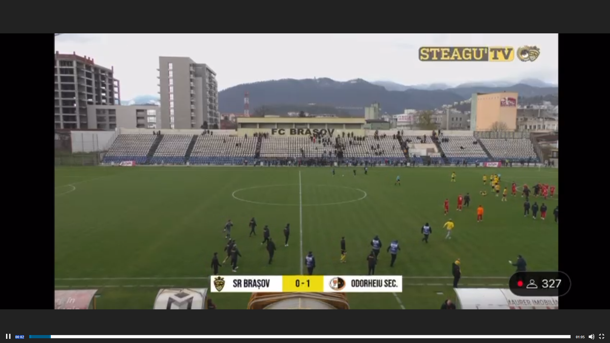 Scene uluitoare într-un meci de Liga 3 din România: fanii au pătruns pe teren și au bătut un jucător! Ce a scris arbitrul în raport: „Acesta a lovit cu brutalitate, cu pumnul”