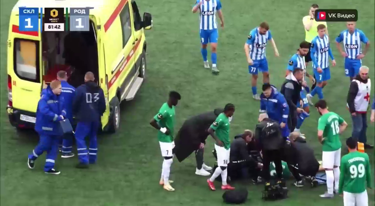 Cea mai brutală ciocnire între fotbaliști într-un meci FNL