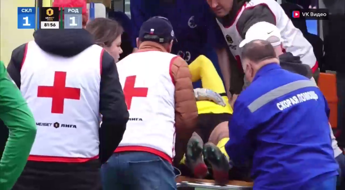 Cea mai brutală ciocnire între fotbaliști într-un meci FNL