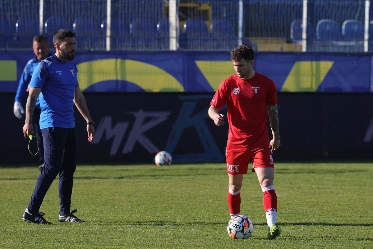 Unirea Slobozia - UTA 2-1 » Adrian Mihalcea a avut grijă de bugetul lui Rednic! Luptă relansată pentru salvarea de la retrogradare