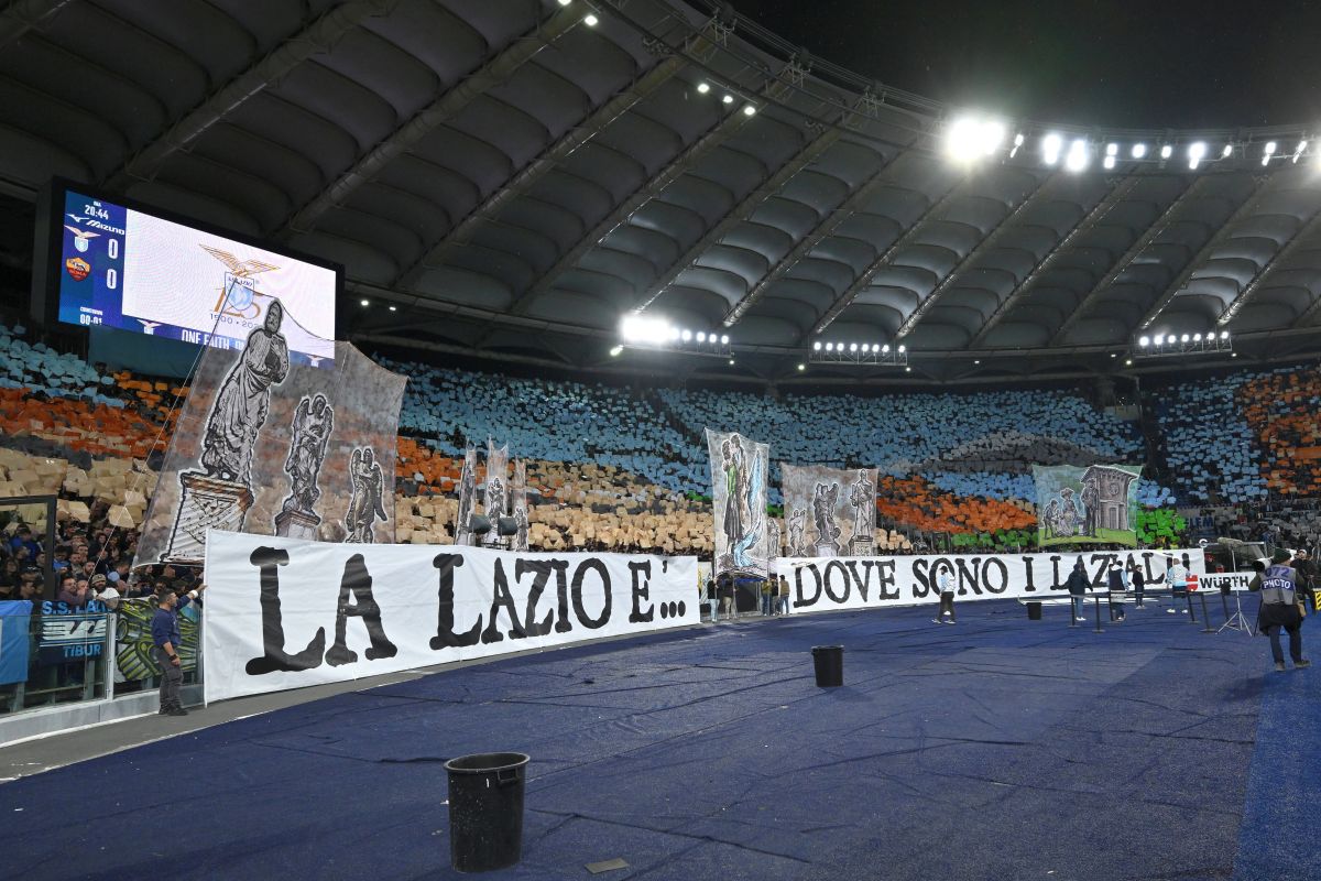 Sublim! Ce au putut face suporterii lui Lazio la derby-ul cu Roma: scenografie magnifică pe „Olimpico”