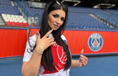 "Cea mai sexy antrenoare" din România, cucerită de campioana Franței: „Ici c’est Paris!” » „Magia de aici m-a făcut să respir din nou”