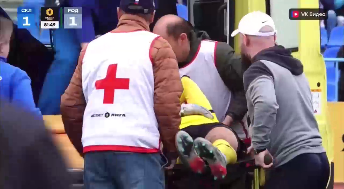 Cea mai brutală ciocnire între fotbaliști într-un meci FNL