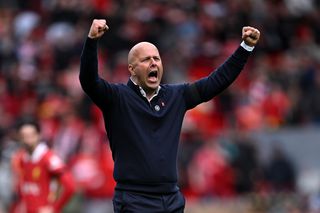 Liverpool, la două victorii de titlu! » Van Dijk și-a răscumpărat eroarea din defensivă și a devenit eroul „cormoranilor”