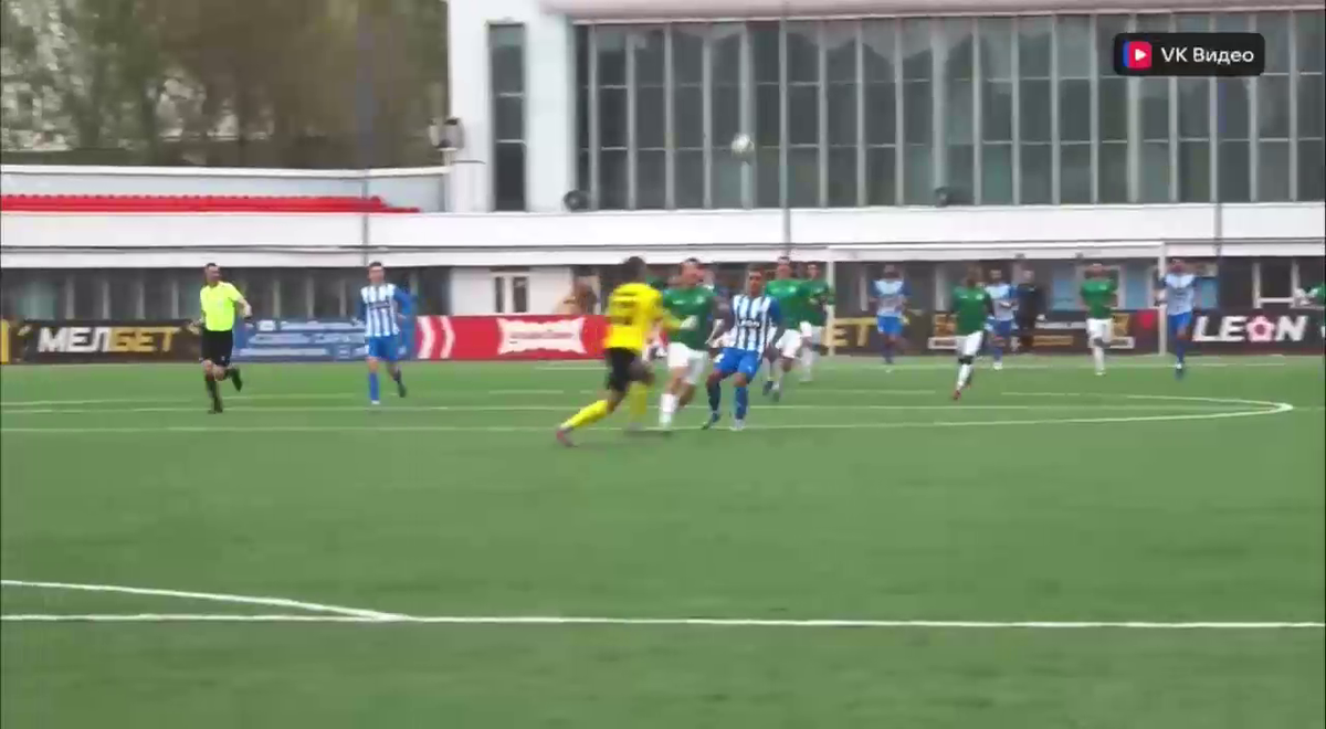 Cea mai brutală ciocnire între fotbaliști într-un meci FNL