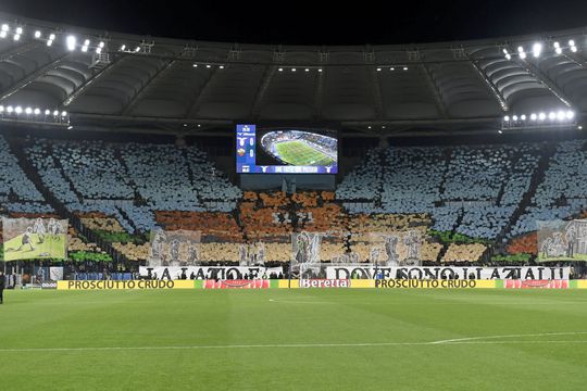 Spectacolul fanilor la derby-ul Lazio - AS Roma / Sursă foto: Imago Images