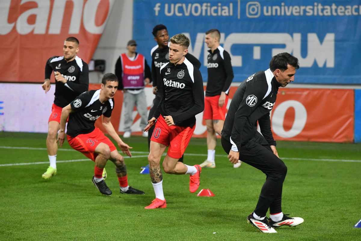 Fotografii înainte de Universitatea Craiova - FCSB/ FOTO: Cristi Preda (GSP)