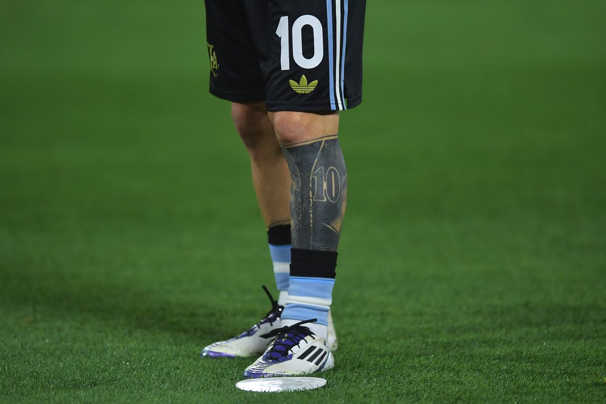 Messi, Ramos, Dani Alves: topul celor mai urâte tatuaje din fotbal