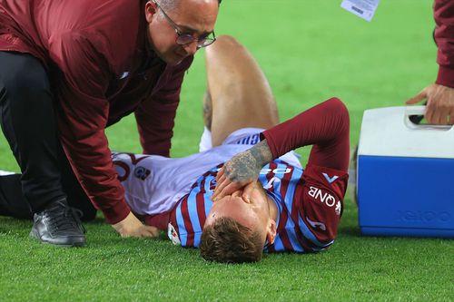 Denis Drăguș s-a accidentat în Trabzonspor - Rizespor, foto: X