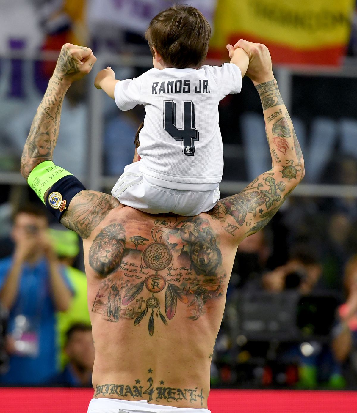 Messi, Ramos, Dani Alves: topul celor mai urâte tatuaje din fotbal