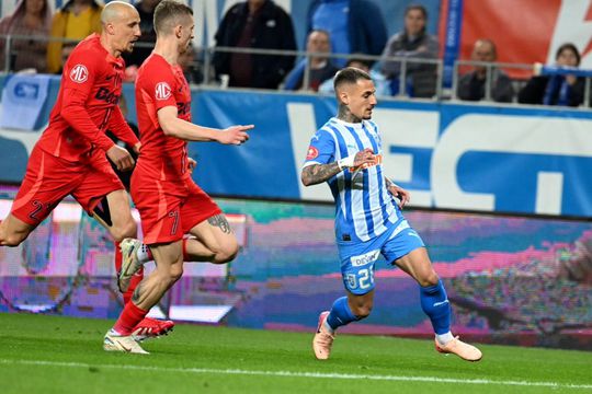 Alexandru Mitriță, în derby-ul din Bănie / Sursă foto: Facebook@ Universitatea Craiova