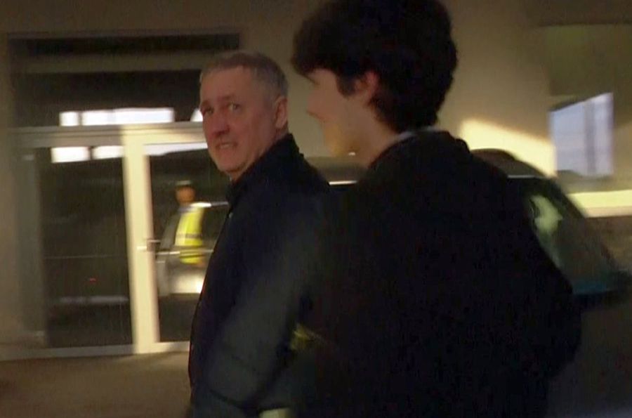 Mihai Rotaru s-a grăbit să ajungă la lojă înainte de Craiova - FCSB Cum și-a făcut apariția Mihai Rotaru la Craiova - FCSB