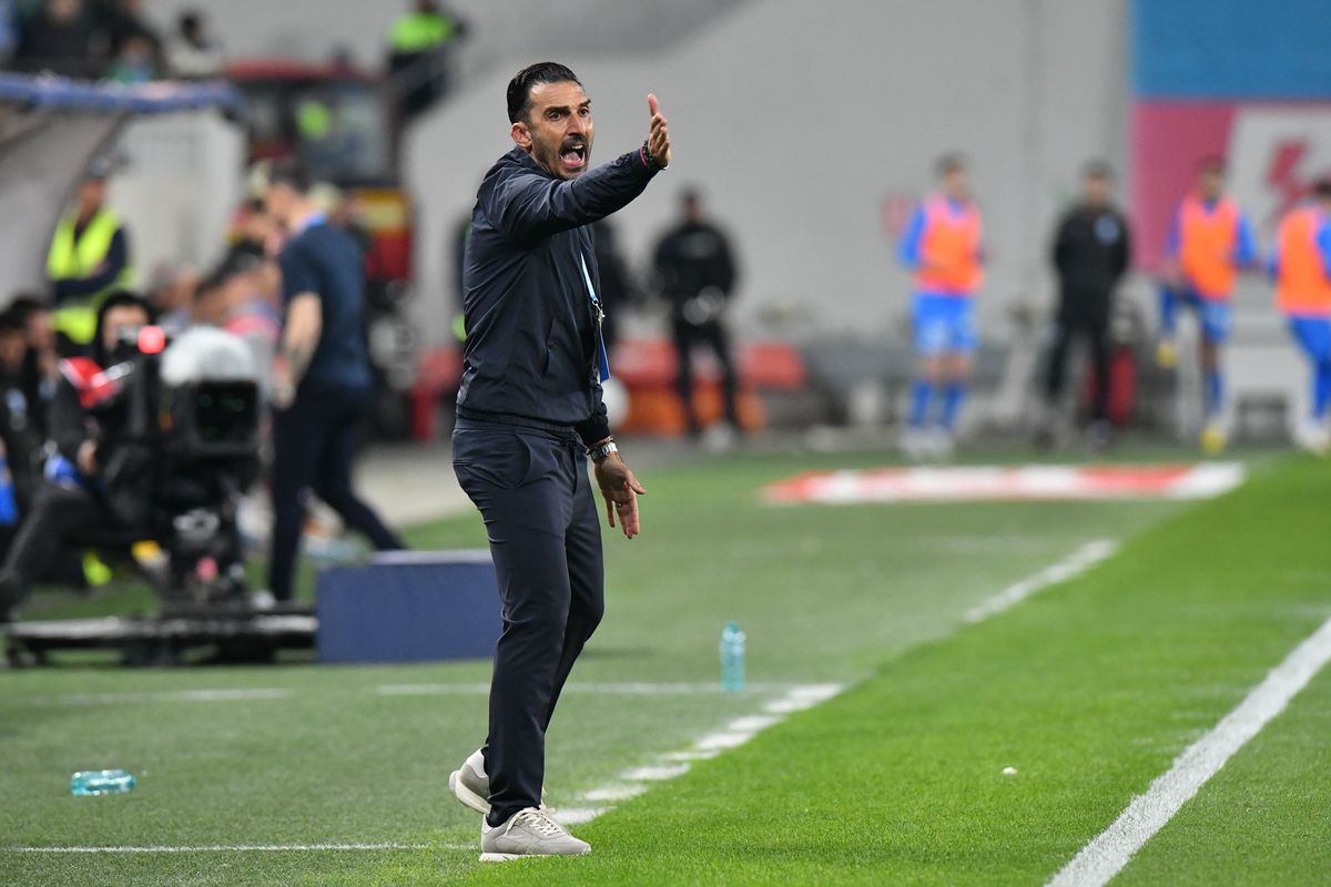 Martor la ce s-a întâmplat pe stadion la final: „Erau pe jos în lojă”