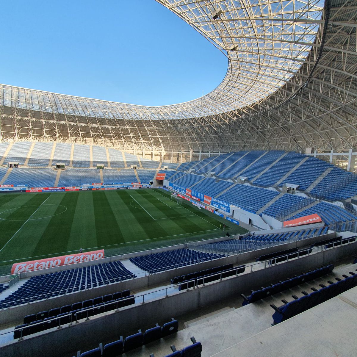 FCSB evadează norocos cu un punct din Bănie. Craiova, superioară, a dat-o în bară la ultima fază! » Clasamentul în play-off după derby