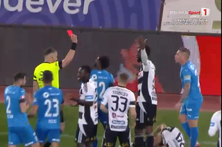 Coșmar în 5 minute pentru Craiova: Istvan Kovacs a scos direct cartonașul roșu