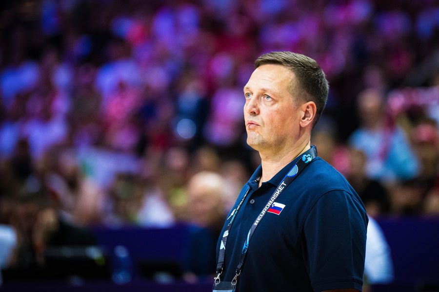 Schimbare surprinzătoare pe banca tehnică a adversarei lui U-BT Cluj-Napoca! L-au demis la 6 luni după ce îi prelungiseră contractul