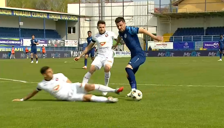 Faza de arbitraj care l-a nemulțumit pe Florin Bratu / foto: captură Digi Sport