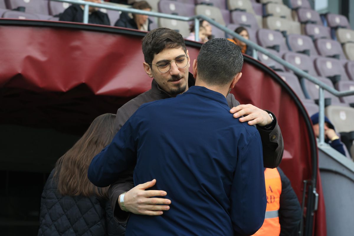 Imagini cu familia Lucescu înainte de Rapid - FC Argeș // foto: Ionuț Iordache (GSP)