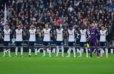 Lovitură grea încasată de Tottenham » Profită Radu Drăgușin?