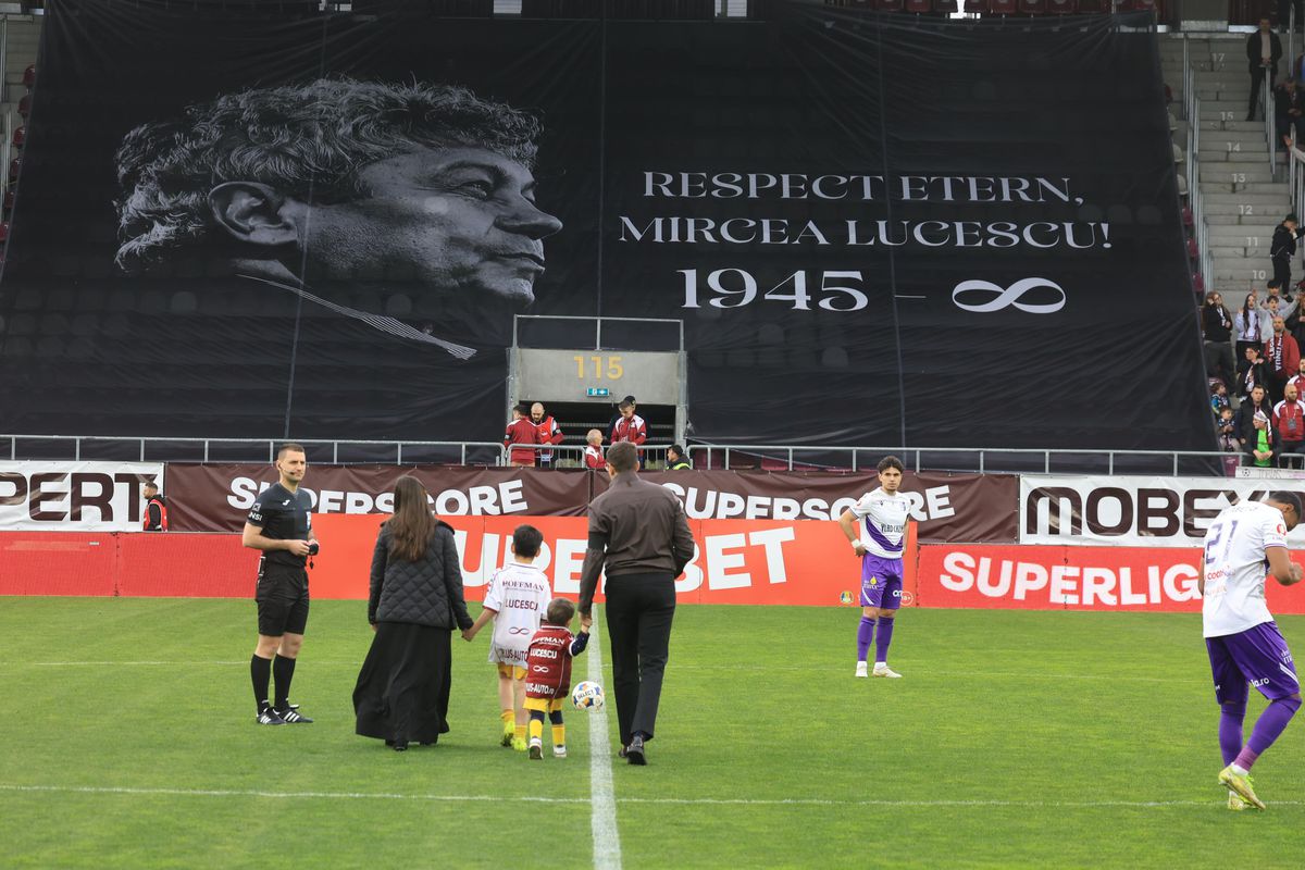 Imagini cu familia Lucescu înainte de Rapid - FC Argeș // foto: Ionuț Iordache (GSP)