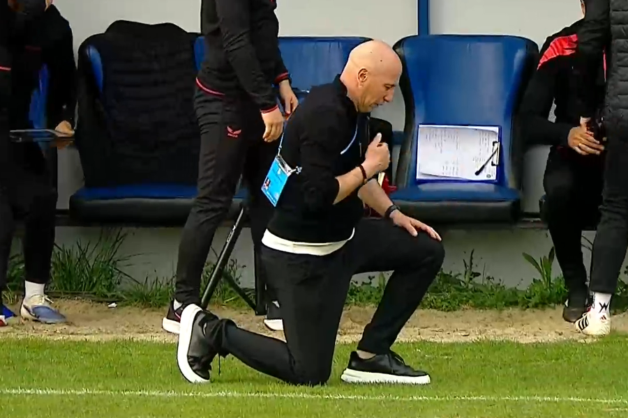 Robert Ilyeș, cu lacrimi în ochi, după victoria cu Metaloglobus: „Credeți-mă că îmi este foarte greu”