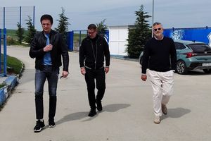 La prezentarea lui Stoican, Gică Popescu a anunțat: „Avem probleme, eu nu mai iau salariu”