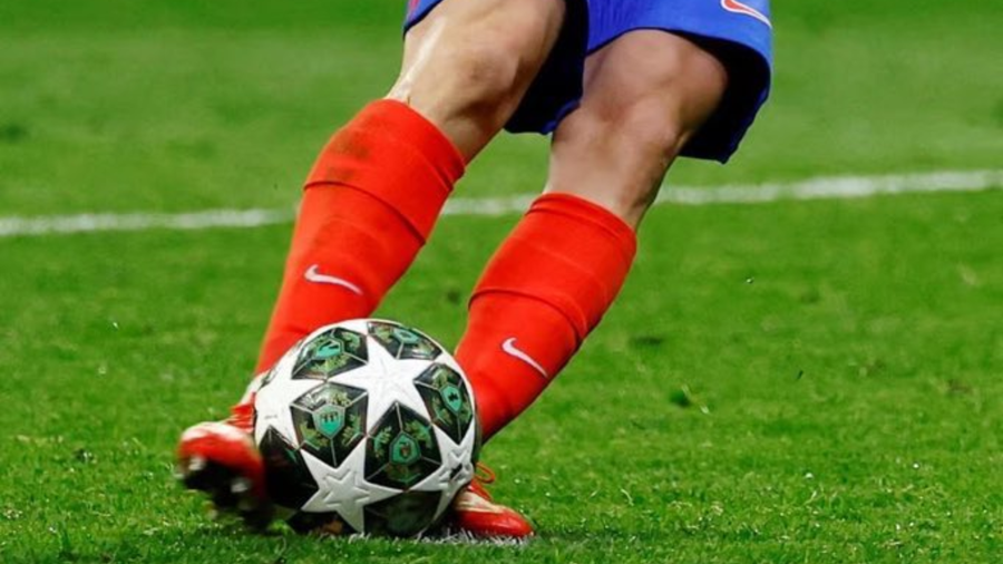 Noua regulă a penalty-ului, aplicată luni seară