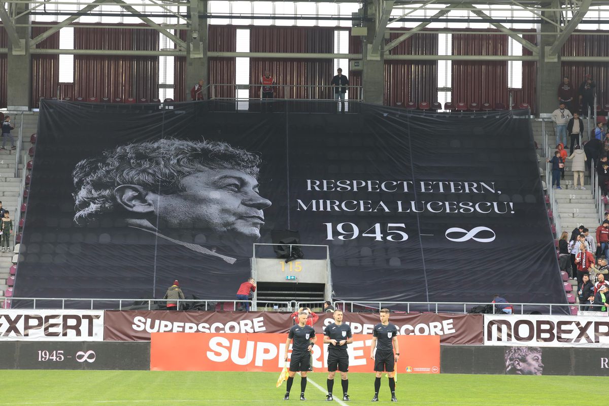 Imagini cu familia Lucescu înainte de Rapid - FC Argeș // foto: Ionuț Iordache (GSP)