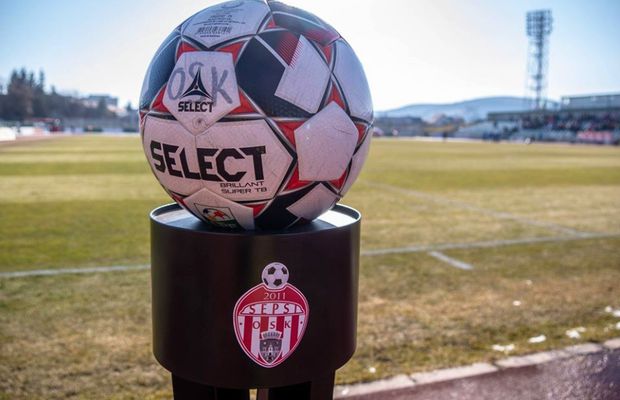 Teste din 8 în 8 minute. Sepsi se ”reunește” vineri la o clinică privată, iar după testare intră în cantonament