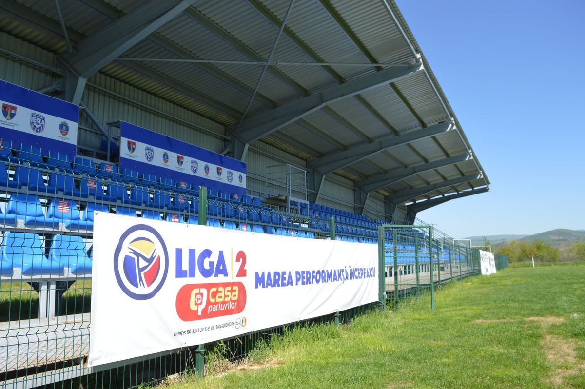 Aici e „zona crepusculară” a diviziei secunde » Cum a ajuns Comuna Recea „sperietoarea” cluburilor din Liga 2
