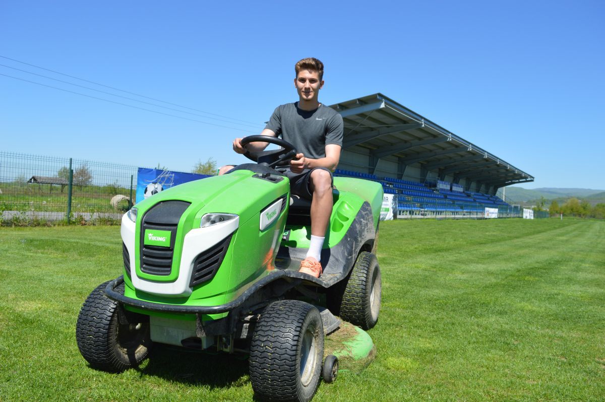 Aici e „zona crepusculară” a diviziei secunde » Cum a ajuns Comuna Recea „sperietoarea” cluburilor din Liga 2