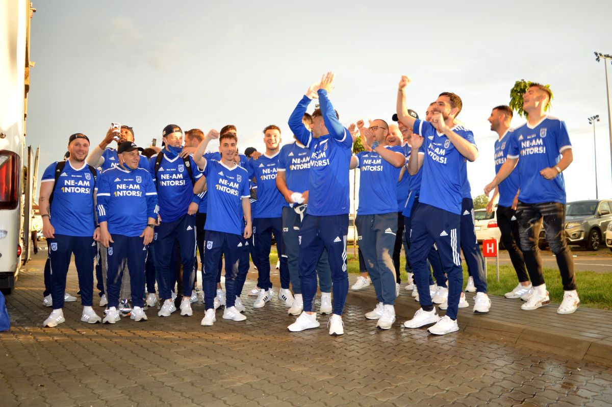 FOTO FC U Craiova a promovat în Liga 1