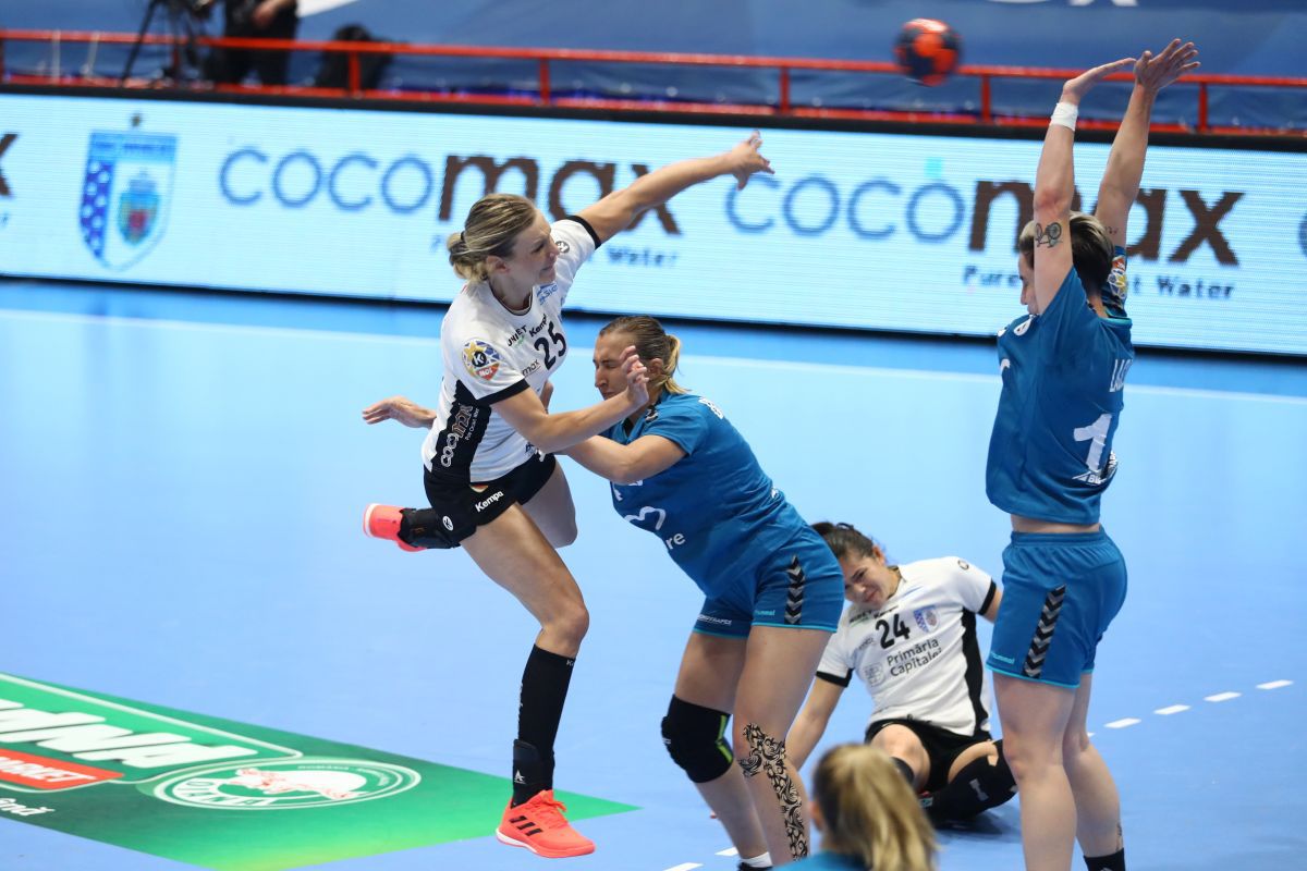 Campionatul s-a terminat. CSM e campioană! CSM București a zdrobit-o pe Minaur Baia Mare și poate deja să sărbătorească titlul în „Liga Florilor”