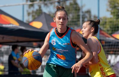 Week-end plin cu baschet 3x3 fără restricții » A pornit la drum sezonul 17 de Sport Arena Streetball