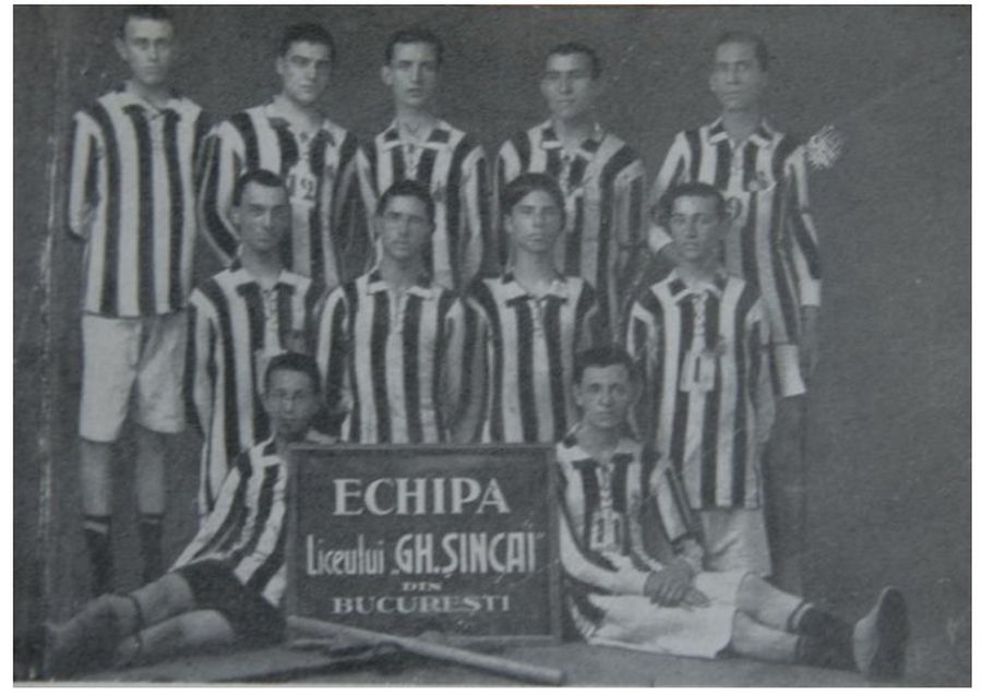 Echipa Liceului Nu ne-au vrut oina la Atena, în 1896!