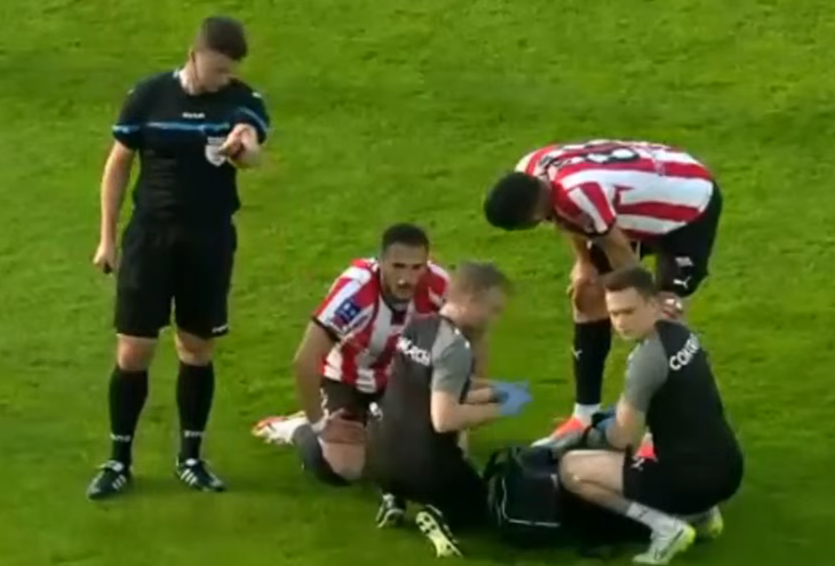 I-a spart nasul! Convocat de Iordănescu, fundașul român a ieșit accidentat în minutul 16